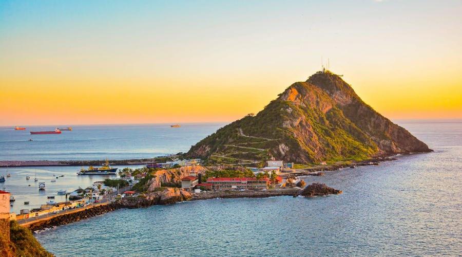 Mazatlán repunta sumando más de 770 mil visitantes en el verano. Hotel Playa Mazatlán Mazatlán repunta sumando más de 770 mil visitantes en el verano. Hotel Playa Mazatlán