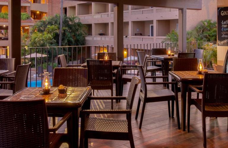 GEORGE CAFÉ  Hotel Playa Mazatlán GEORGE CAFÉ  Hotel Playa Mazatlán