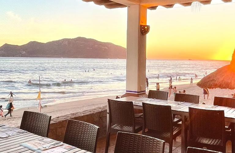 LA TERRAZA  Hotel Playa Mazatlán LA TERRAZA  Hotel Playa Mazatlán